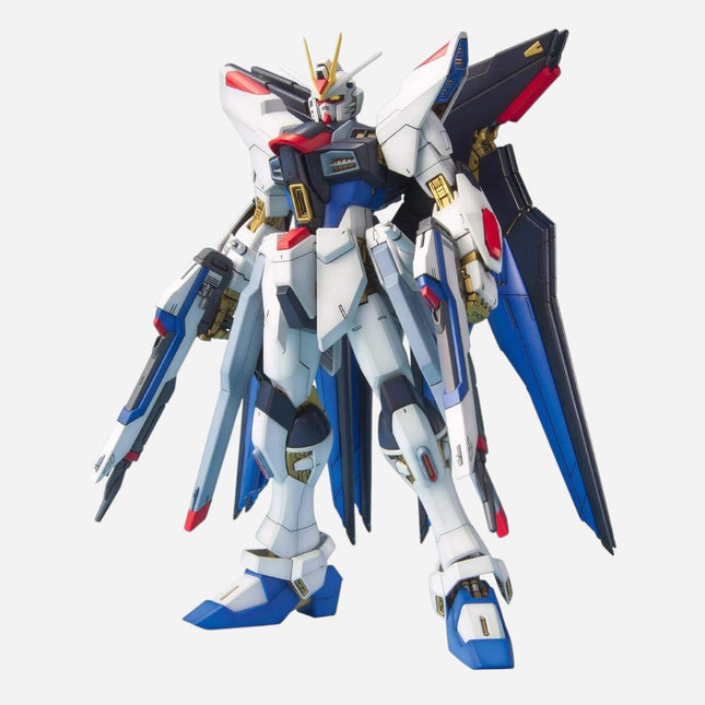 MG 1/100 STRIKE FREEDOM GUNDAM FULL BURST MODE